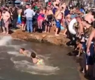 Read more about the article Polar Plunge part of week-long event in Medicine Park (OK)